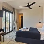 Ξενοδοχείο Almi Luxury Αμμοοπή