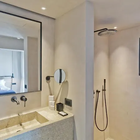 Almi Luxury