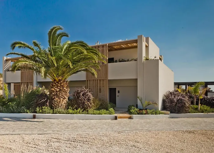 فندق Almi Luxury